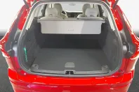 Volvo XC60 din 2024 cu 3.884 km - oferta VOL180466 - foto 8