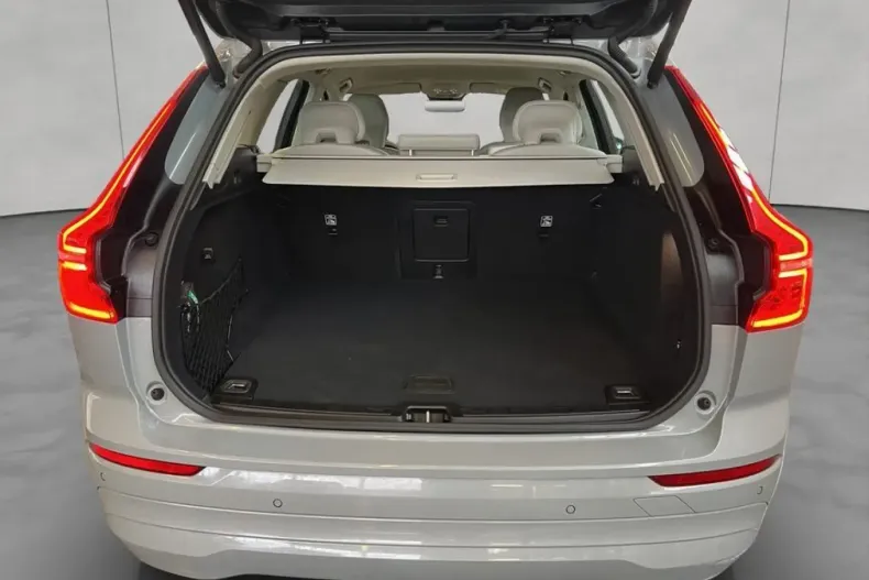 Volvo XC60 din 2024 cu 22.574 km - oferta VOL180467 - foto 6