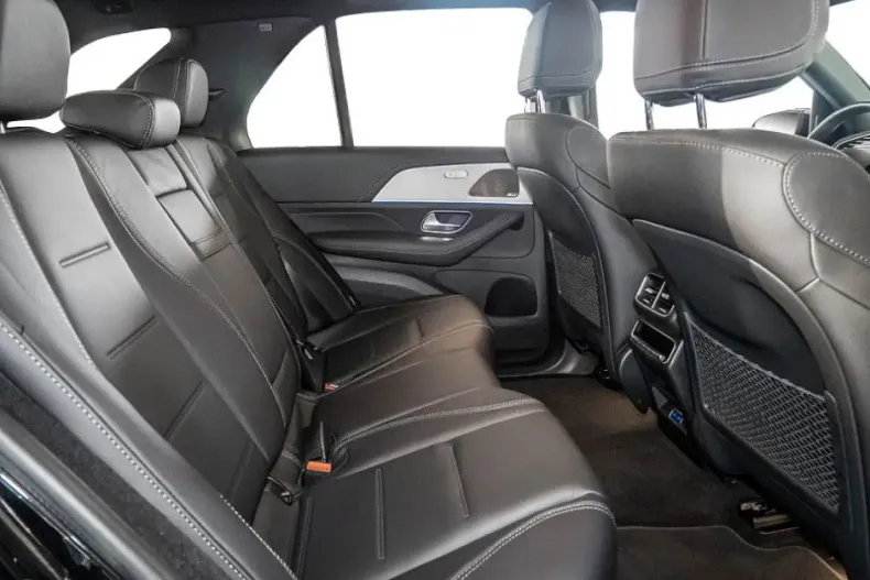 Mercedes-Benz GLE 300 (Clasa GLE) din 2024 cu 8.950 km - oferta MER180469 - foto 5