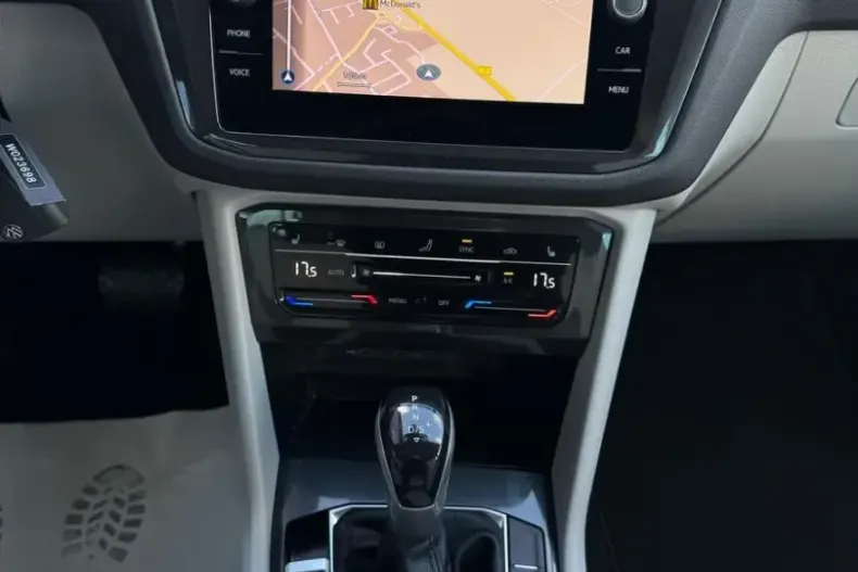 Volkswagen Tiguan din 2022 cu 71.000 km - oferta VOL180475 - foto 10