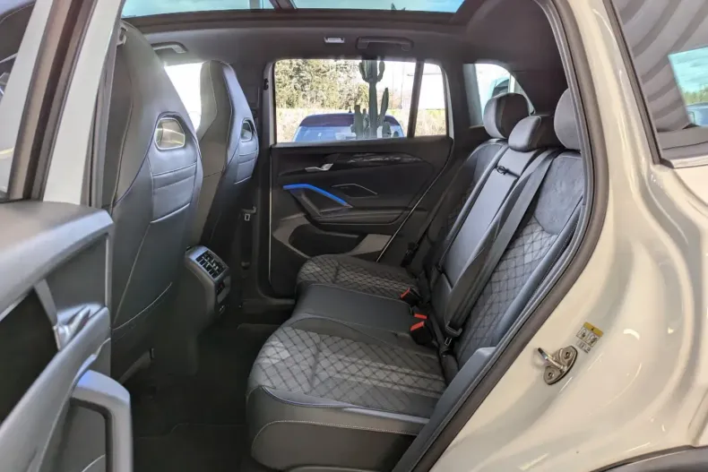 Volkswagen Tiguan din 2025 cu 25.600 km - oferta VOL180477 - foto 12