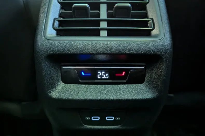 Volkswagen Tiguan din 2025 cu 25.600 km - oferta VOL180477 - foto 25