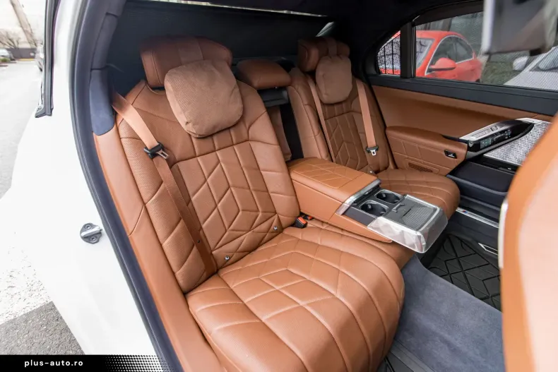 BMW M760 (Modele M) din 2024 cu 47.000 km - oferta BMW180487 - foto 36