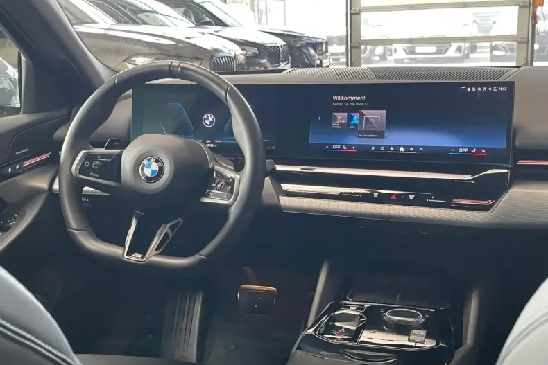 BMW 520 (Seria 5) din 2025 cu 7.101 km - oferta BMW180494 - foto 9