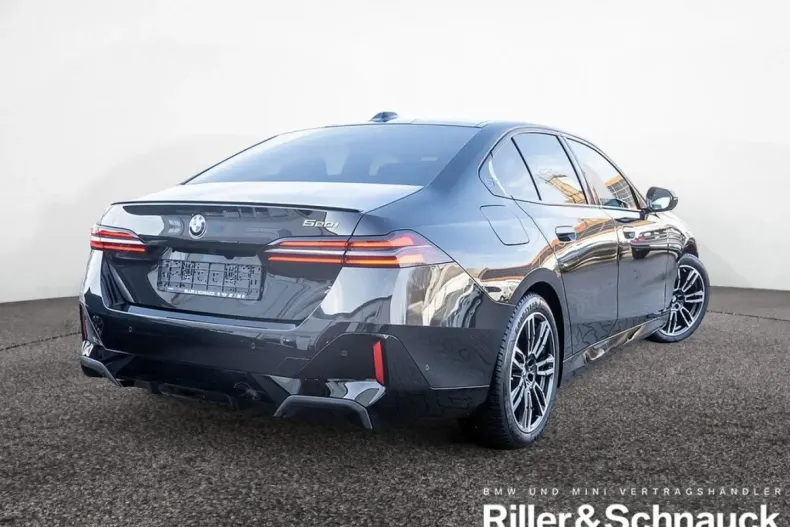 BMW 520 (Seria 5) din 2025 cu 25.731 km - oferta BMW180495 - foto 2