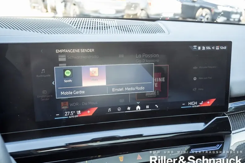 BMW 520 (Seria 5) din 2025 cu 25.731 km - oferta BMW180495 - foto 11