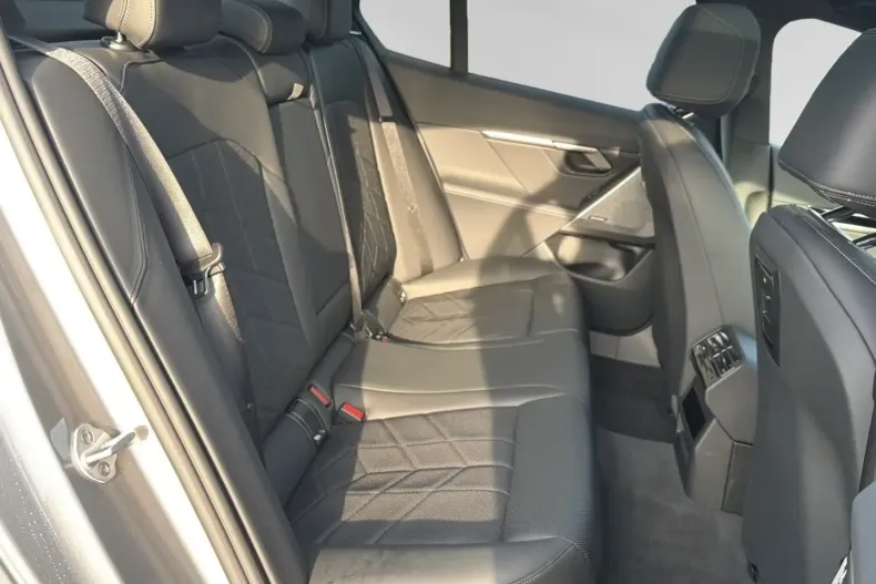 BMW 520 (Seria 5) din 2025 cu 25.650 km - oferta BMW180497 - foto 10