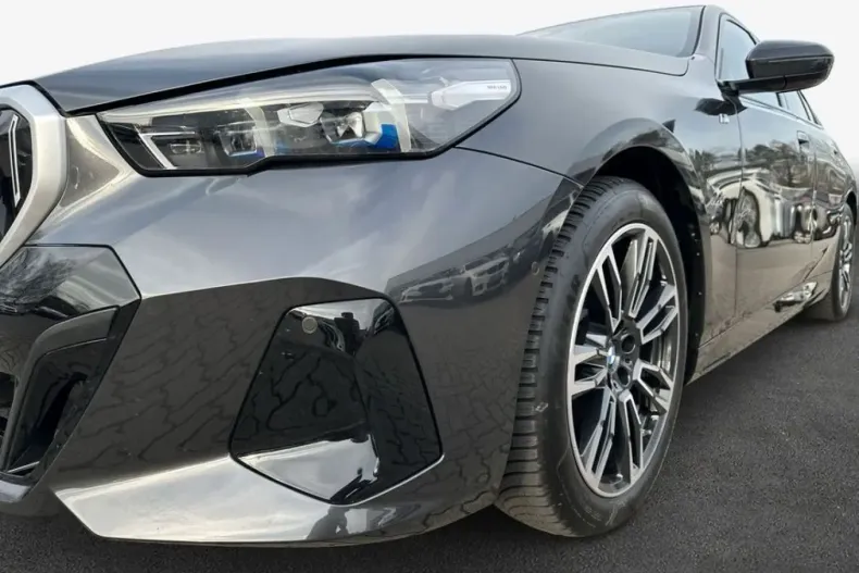 BMW 520 (Seria 5) din 2025 cu 12.047 km - oferta BMW180498 - foto 6