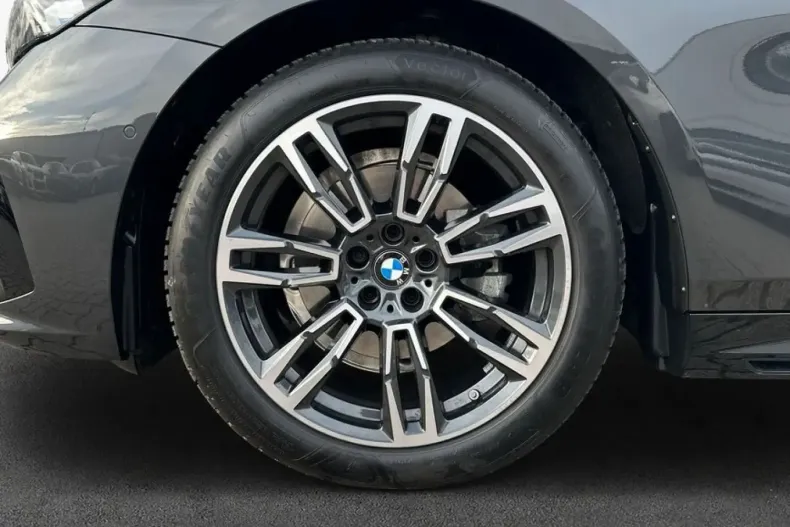 BMW 520 (Seria 5) din 2025 cu 12.047 km - oferta BMW180498 - foto 7