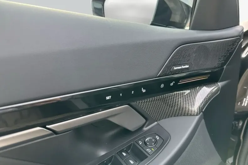 BMW 520 (Seria 5) din 2025 cu 12.047 km - oferta BMW180498 - foto 20