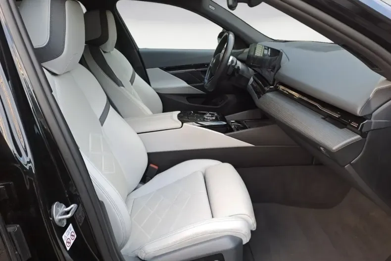 BMW 520 (Seria 5) din 2023 cu 38.900 km - oferta BMW180499 - foto 5