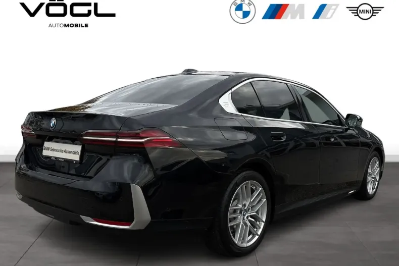 BMW 530 din 2024 cu 19.100 km - oferta BMW180502 - foto 4