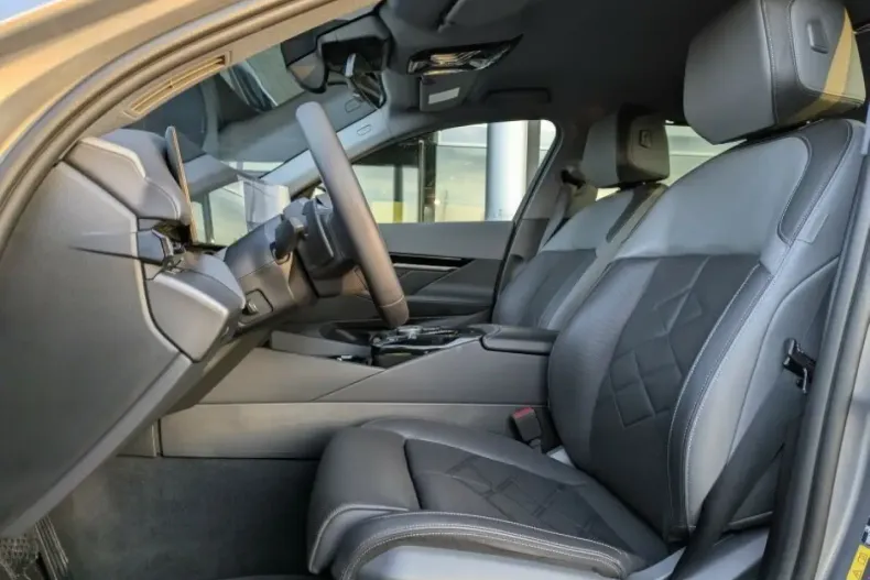 BMW 530 din 2024 cu 34.641 km - oferta BMW180504 - foto 10