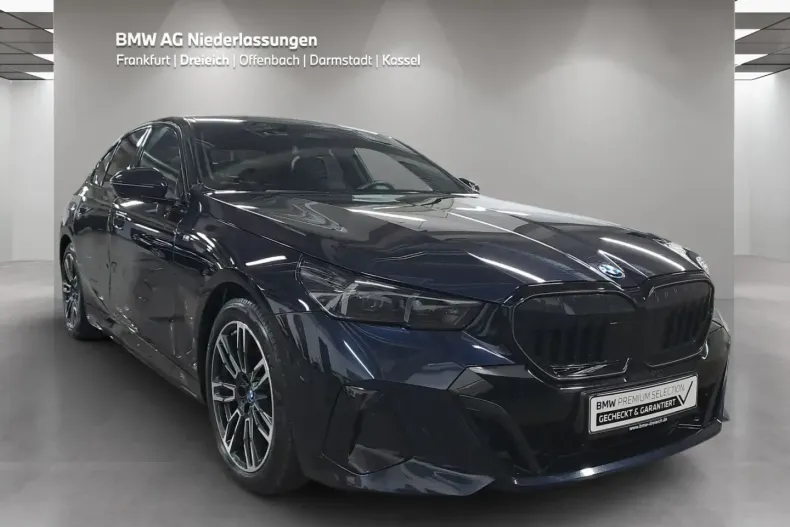 BMW 530 din 2024 cu 51.236 km - oferta BMW180505 - foto 1