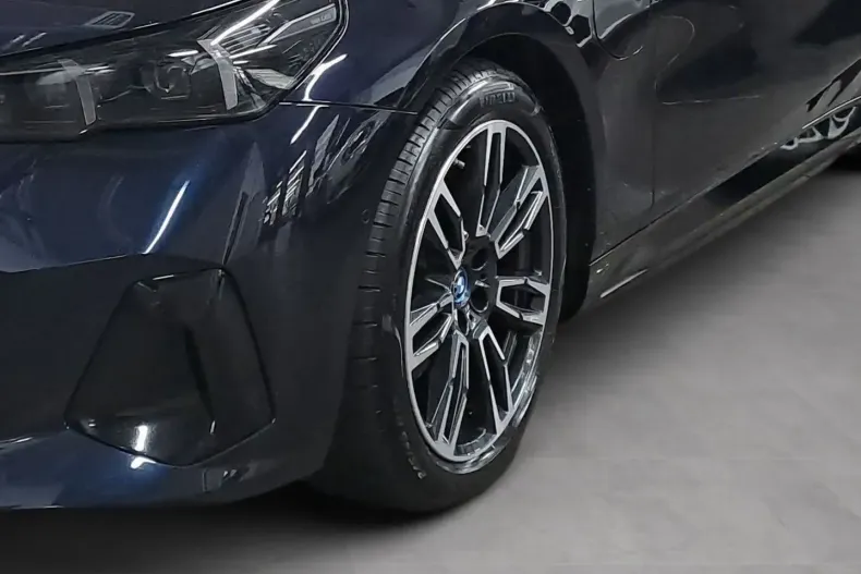 BMW 530 din 2024 cu 51.236 km - oferta BMW180505 - foto 6