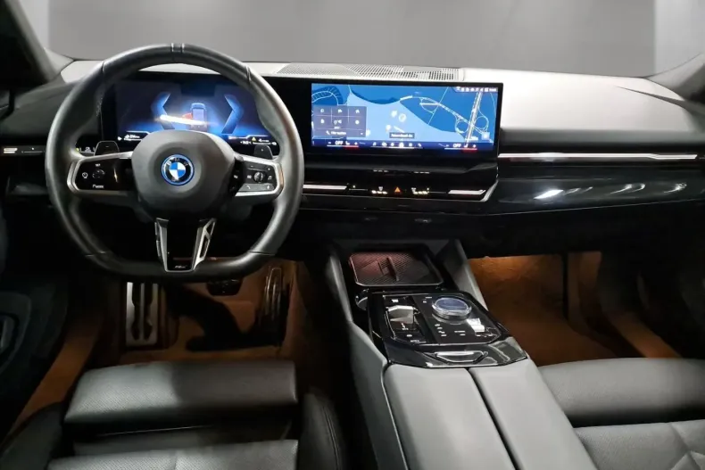 BMW 530 din 2024 cu 51.236 km - oferta BMW180505 - foto 10