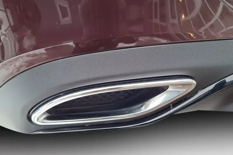 Mercedes-Benz E 220 (Clasa E) din 2023 cu 46.268 km - oferta MER180514 - foto 10