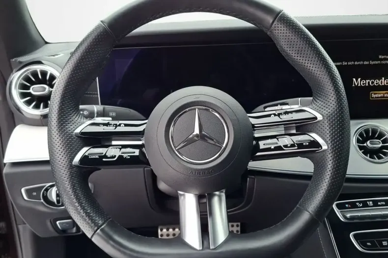 Mercedes-Benz E 220 (Clasa E) din 2023 cu 46.268 km - oferta MER180514 - foto 13