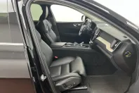 Volvo XC60 din 2022 cu 81.304 km - oferta VOL180516 - foto 5