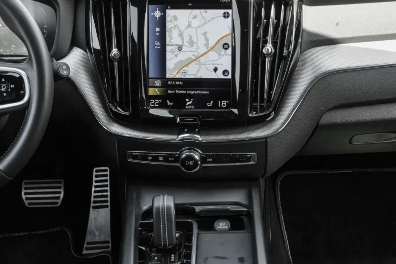 Volvo XC60 din 2021 cu 76.094 km - oferta VOL180519 - foto 8