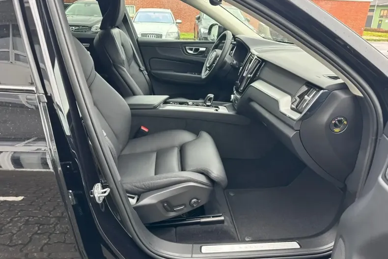 Volvo XC60 din 2022 cu 87.500 km - oferta VOL180521 - foto 10