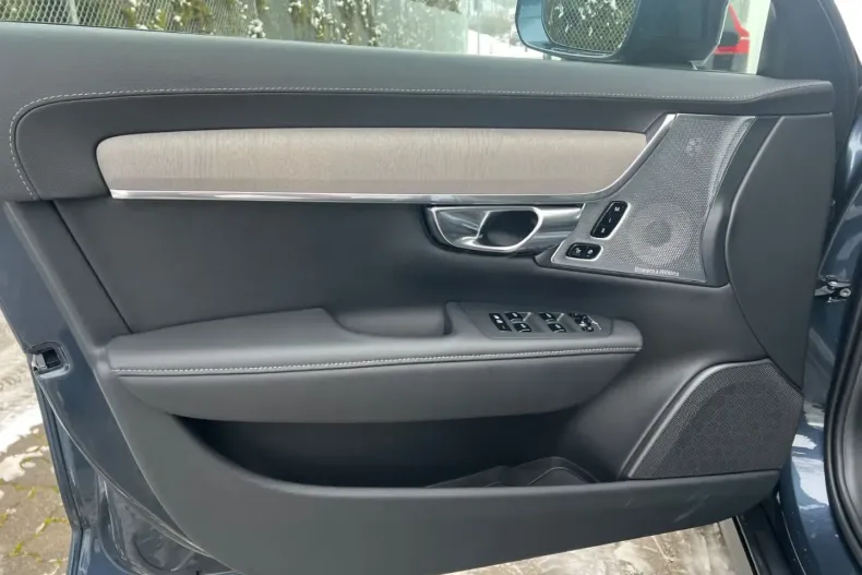 Volvo V90 Cross Country din 2024 cu 18.050 km - oferta VOL180522 - foto 10