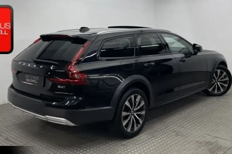 Volvo V90 Cross Country din 2023 cu 56.780 km - oferta VOL180523 - foto 5