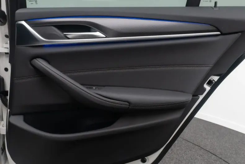 BMW 530 (Seria 5) din 2022 cu 94.179 km - oferta BMW180530 - foto 30