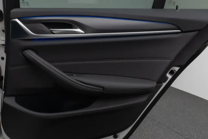 BMW 530 (Seria 5) din 2022 cu 83.491 km - oferta BMW180531 - foto 31