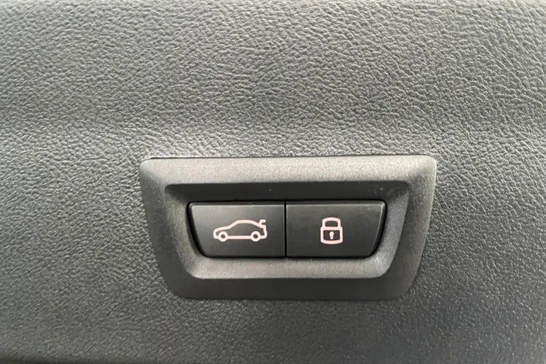 BMW X4 (Seria X) din 2025 cu 5.900 km - oferta BMW180537 - foto 13