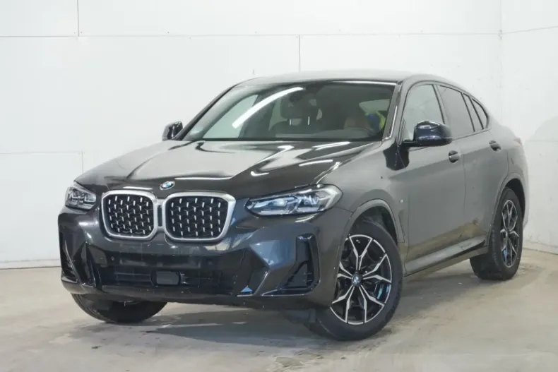 BMW X4 din 2025 cu 9.651 km - oferta BMW180538 - foto 1