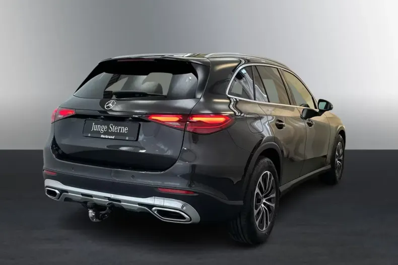 Mercedes-Benz GLC 220 din 2026 cu 2.555 km - oferta MER180543 - foto 4