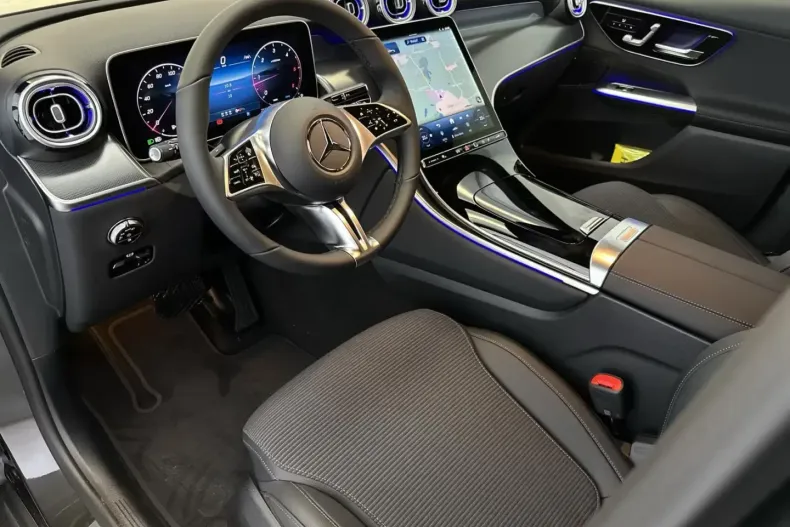 Mercedes-Benz GLC 220 din 2026 cu 2.555 km - oferta MER180543 - foto 7