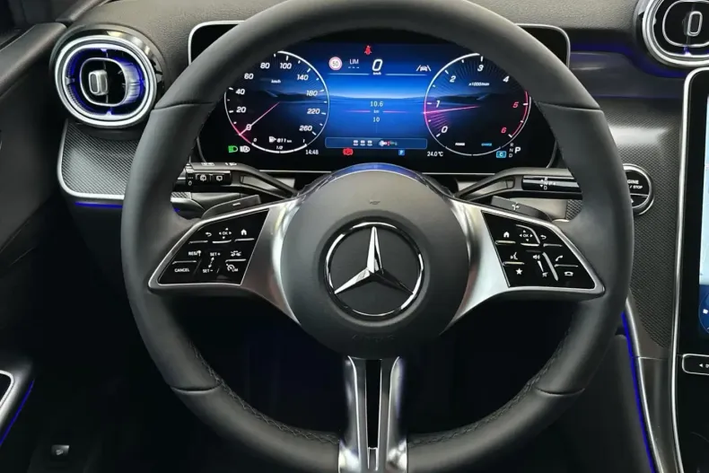 Mercedes-Benz GLC 220 din 2026 cu 2.555 km - oferta MER180543 - foto 8