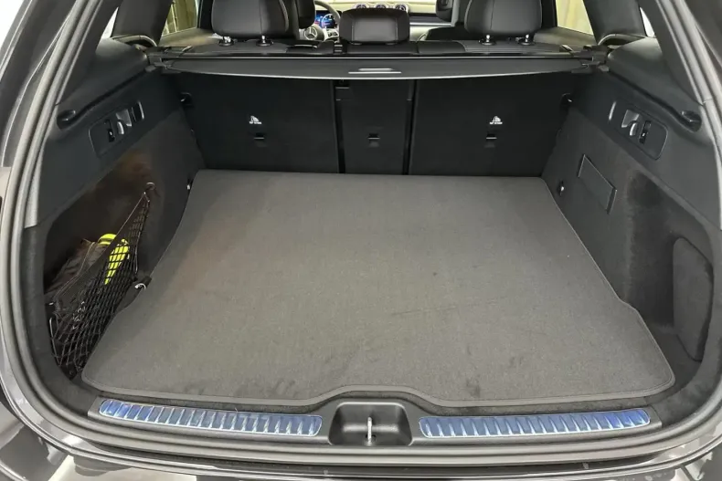 Mercedes-Benz GLC 220 din 2026 cu 2.555 km - oferta MER180543 - foto 13