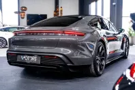 Porsche Taycan din 2022 cu 71.568 km - oferta POR180545 - foto 4