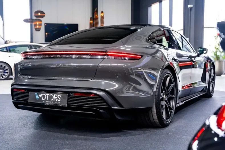 Porsche Taycan din 2022 cu 71.568 km - oferta POR180545 - foto 4