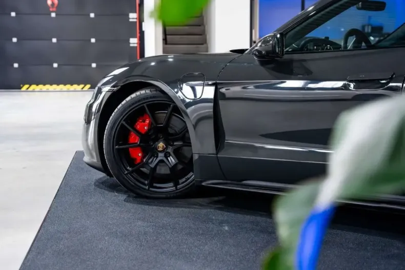 Porsche Taycan din 2022 cu 71.568 km - oferta POR180545 - foto 6