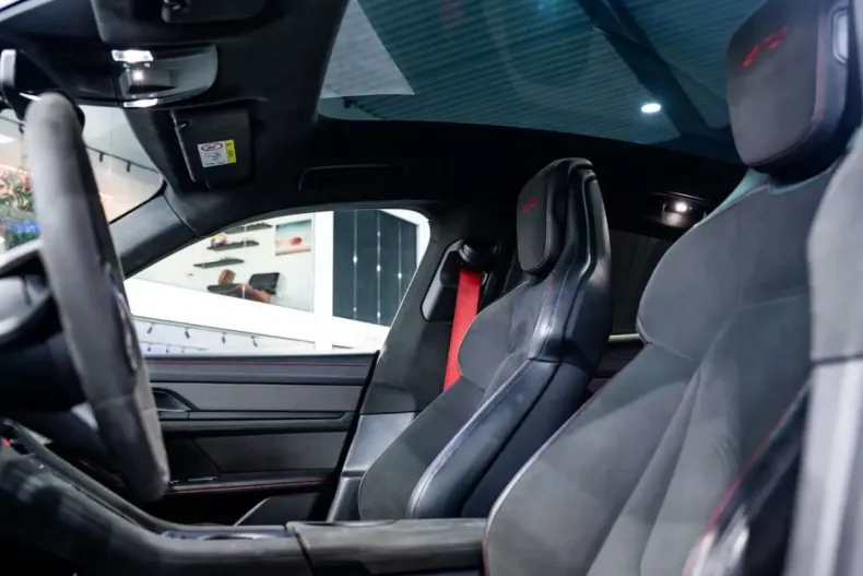 Porsche Taycan din 2022 cu 71.568 km - oferta POR180545 - foto 7