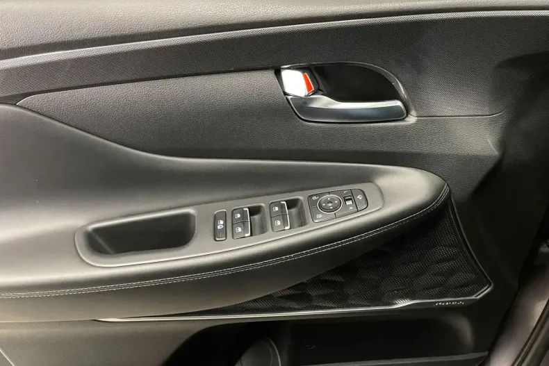 Hyundai SANTA FE din 2022 cu 63.399 km - oferta HYU180546 - foto 30