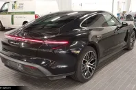 Porsche Taycan din 2022 cu 64.200 km - oferta POR180548 - foto 4