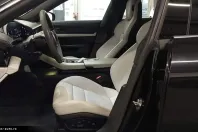 Porsche Taycan din 2022 cu 64.200 km - oferta POR180548 - foto 9