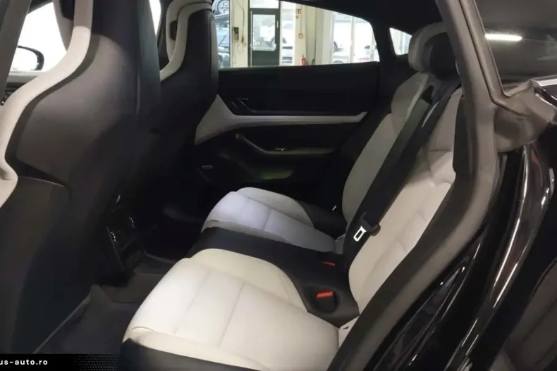 Porsche Taycan din 2022 cu 64.200 km - oferta POR180548 - foto 11