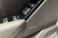 Land Rover Range Rover Velar din 2025 cu 983 km - oferta LAN180549 - foto 10