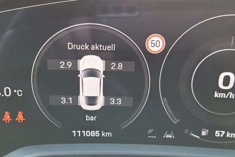 Porsche Taycan din 2021 cu 115.000 km - oferta POR180553 - foto 11