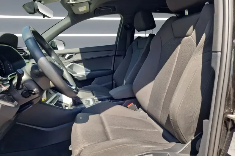 Audi Q3 din 2021 cu 63.647 km - oferta AUD180558 - foto 12