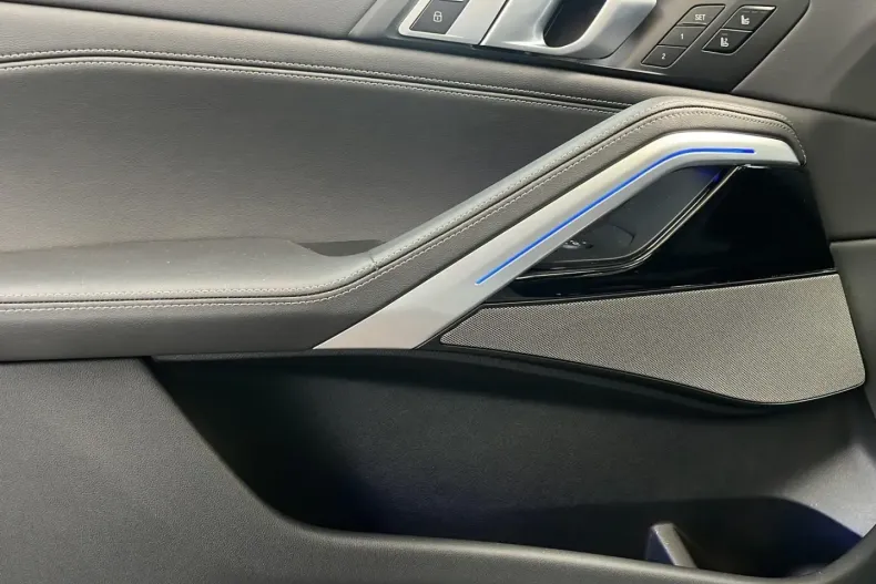 BMW X6 (Seria X) din 2024 cu 23.816 km - oferta BMW180563 - foto 18