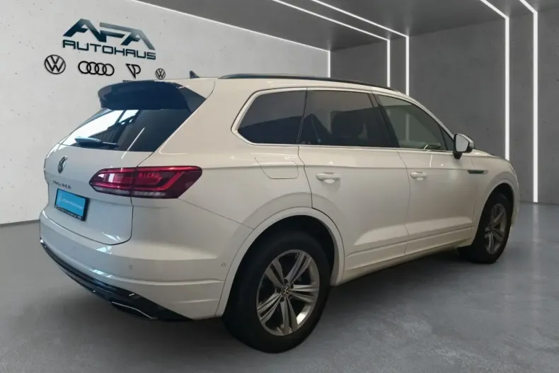 Volkswagen Touareg din 2022 cu 37.090 km - oferta VOL180566 - foto 3