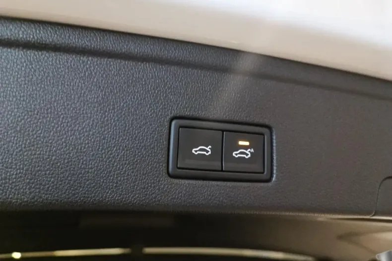 Volkswagen Touareg din 2022 cu 37.090 km - oferta VOL180566 - foto 19