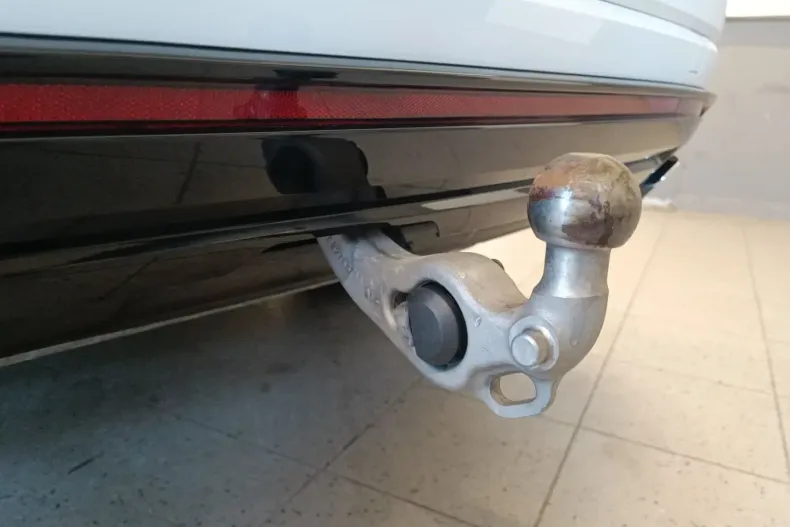 Volkswagen Touareg din 2022 cu 37.090 km - oferta VOL180566 - foto 20